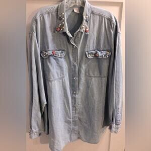 Venezia denim embellished button down shirt size 22/24 cotton